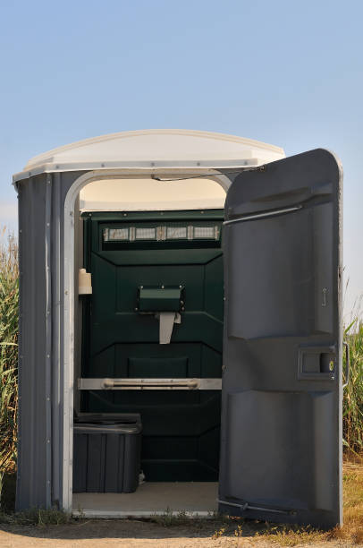 Best Porta potty rental near me  in Karnes City, TX