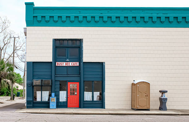 Portable Toilet Options We Offer in Karnes City, TX